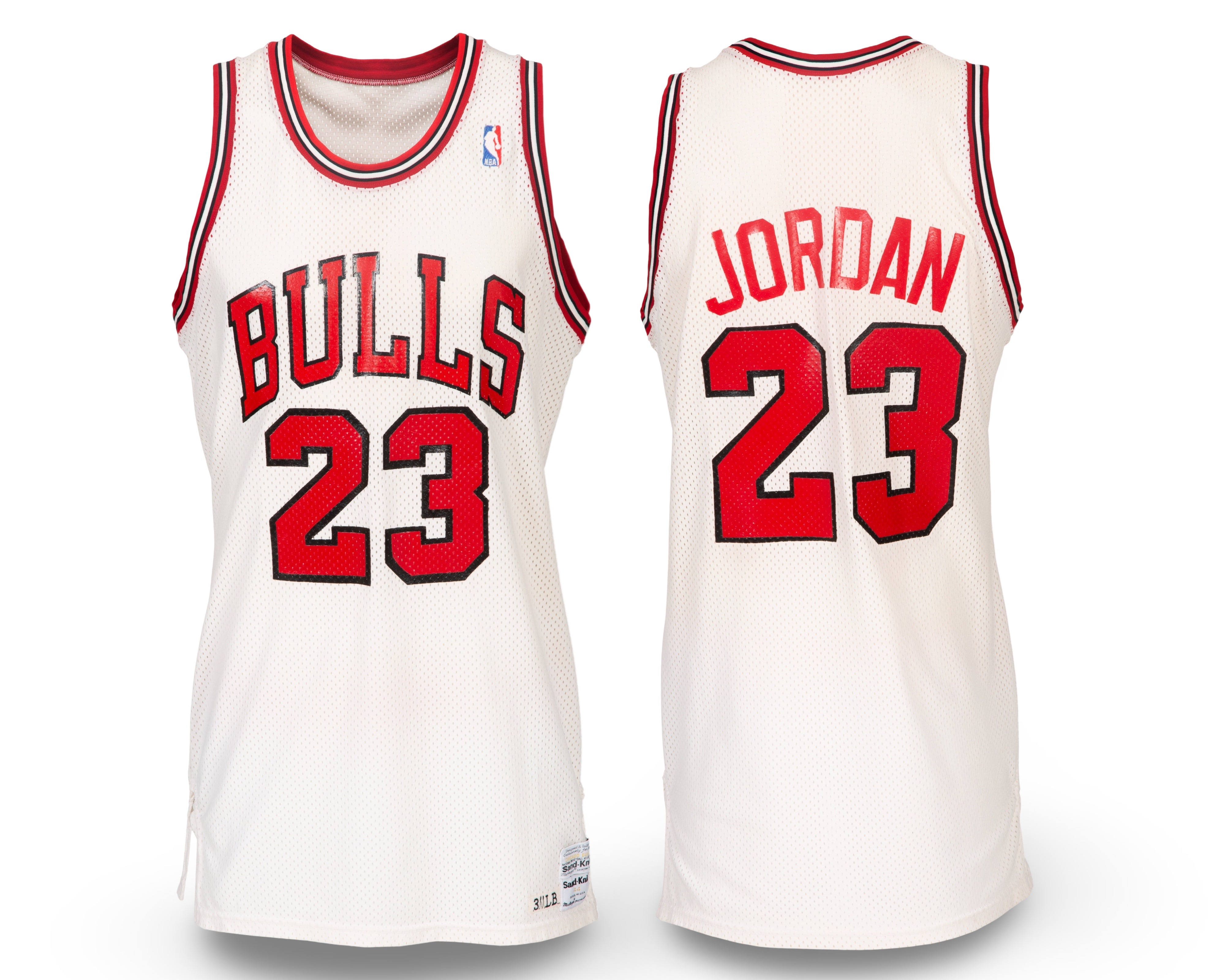 1986–87 Bulls home jersey front
