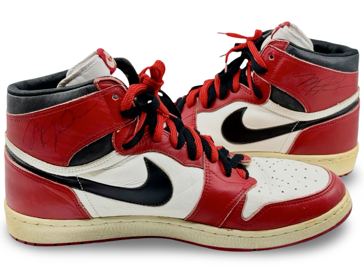 Air Jordan 1 Double Lace / Dual Autographs — 1985-86