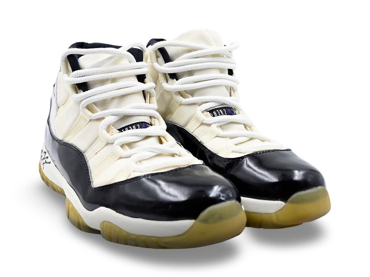 Air Jordan XI