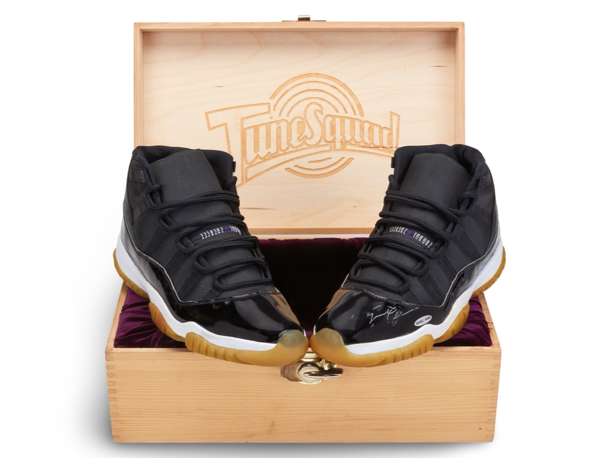 Air Jordan 11 — 1995