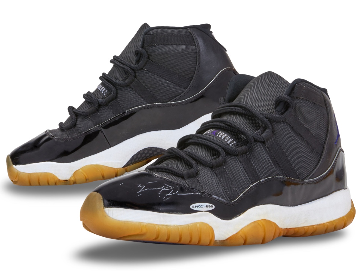 Air Jordan 11 — 1995