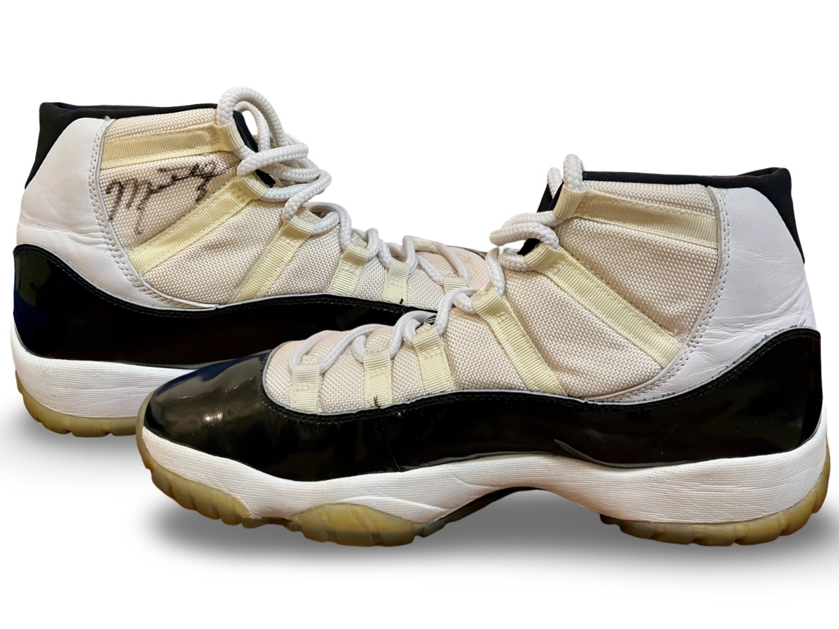 Air Jordan 11— 1996