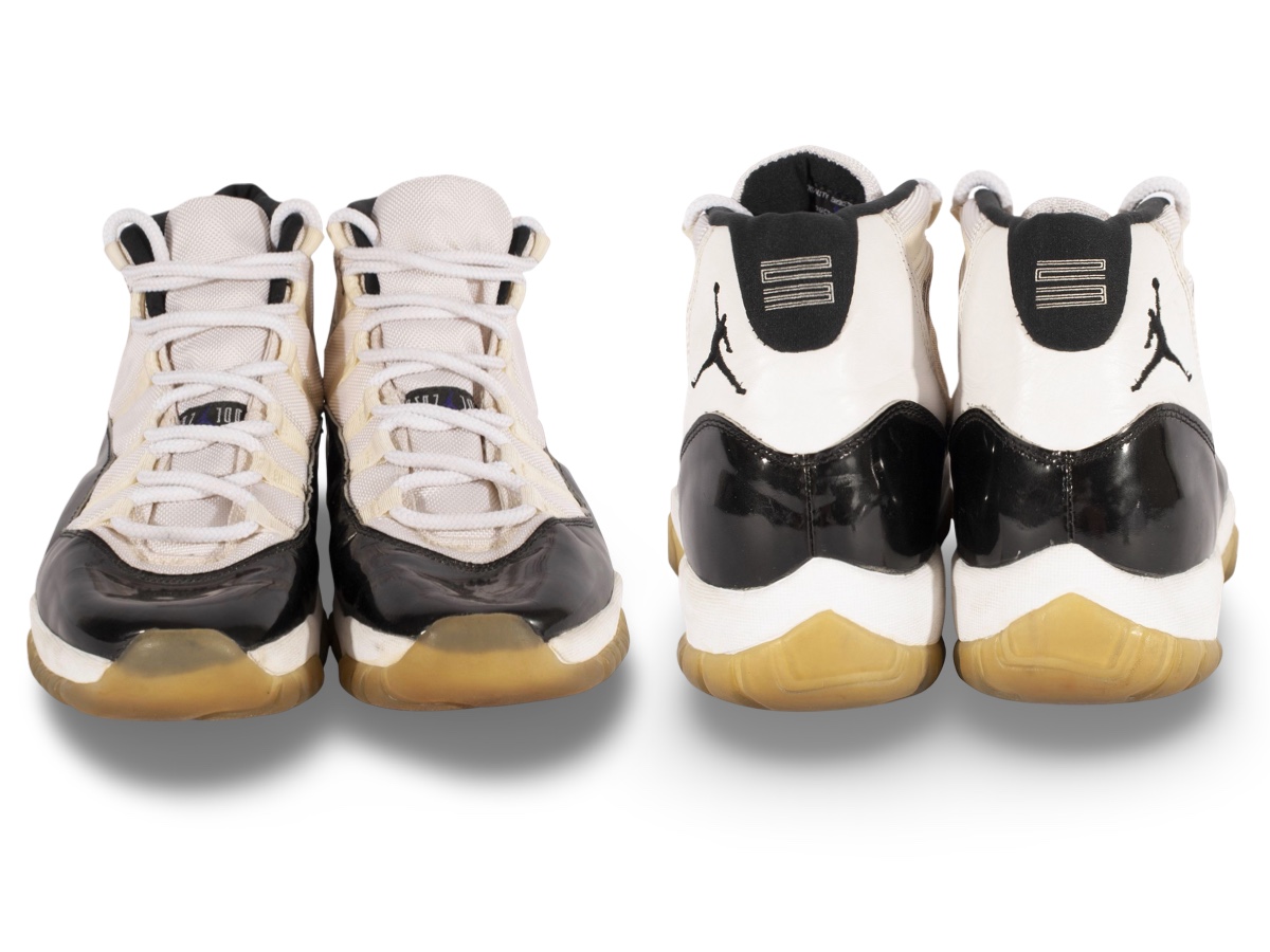 Air Jordan 11 — 1996