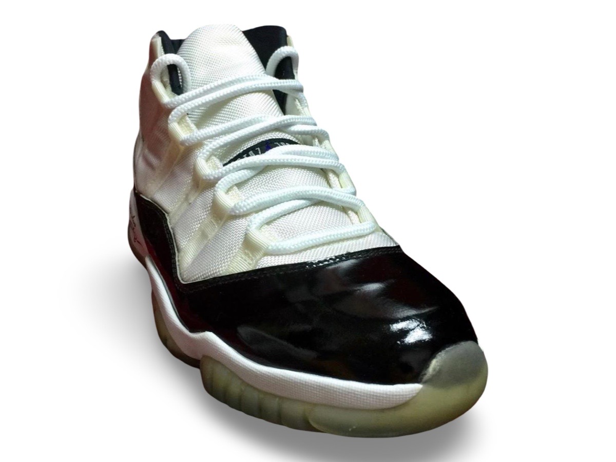 Air Jordan 11 — 1995