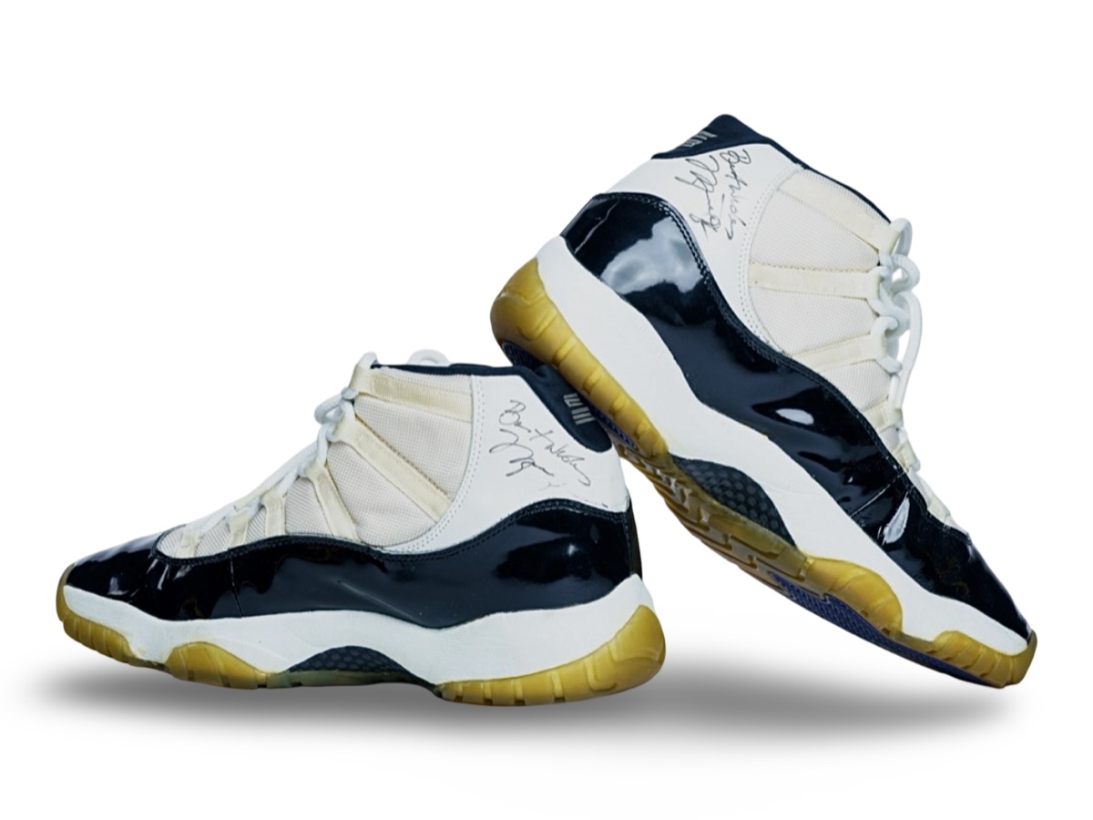 Air Jordan 11 — 1996