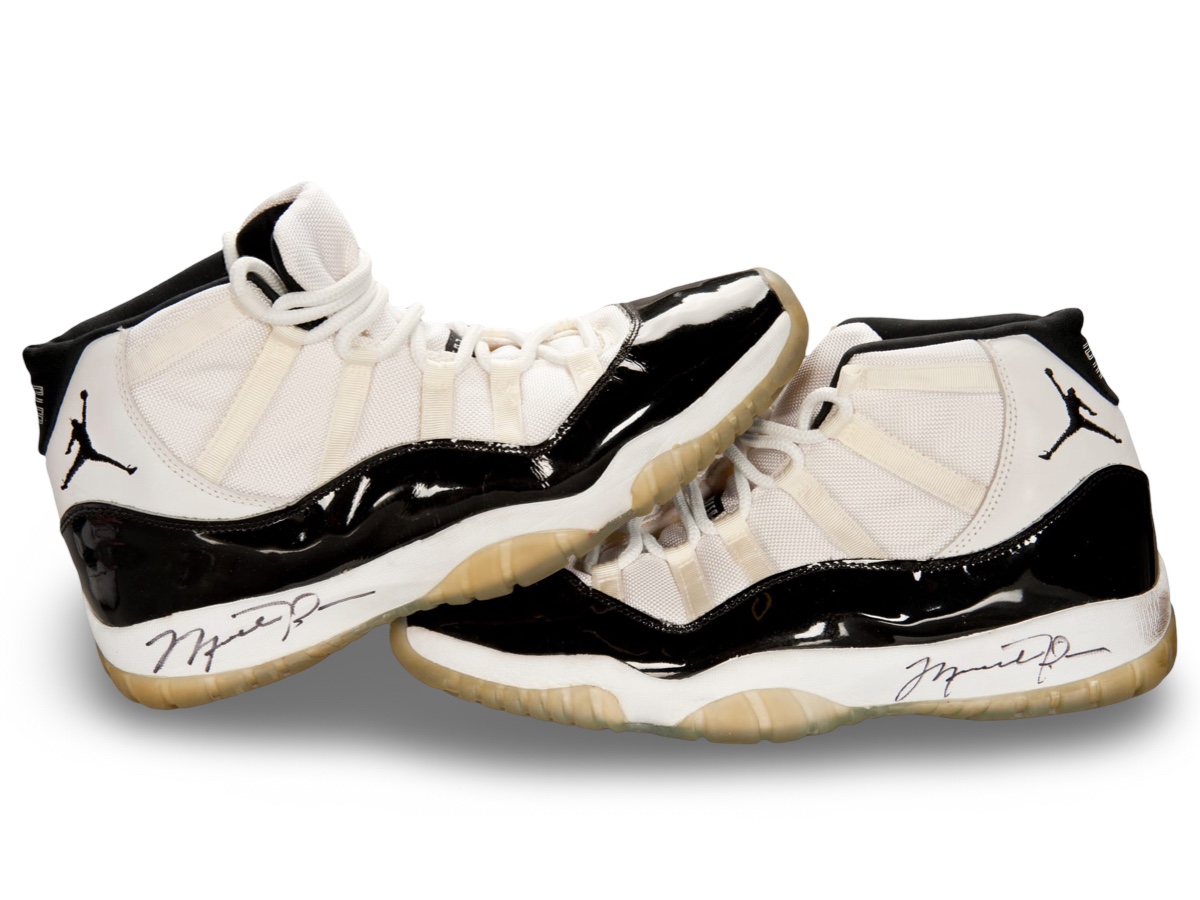 Air Jordan 11 — 1996