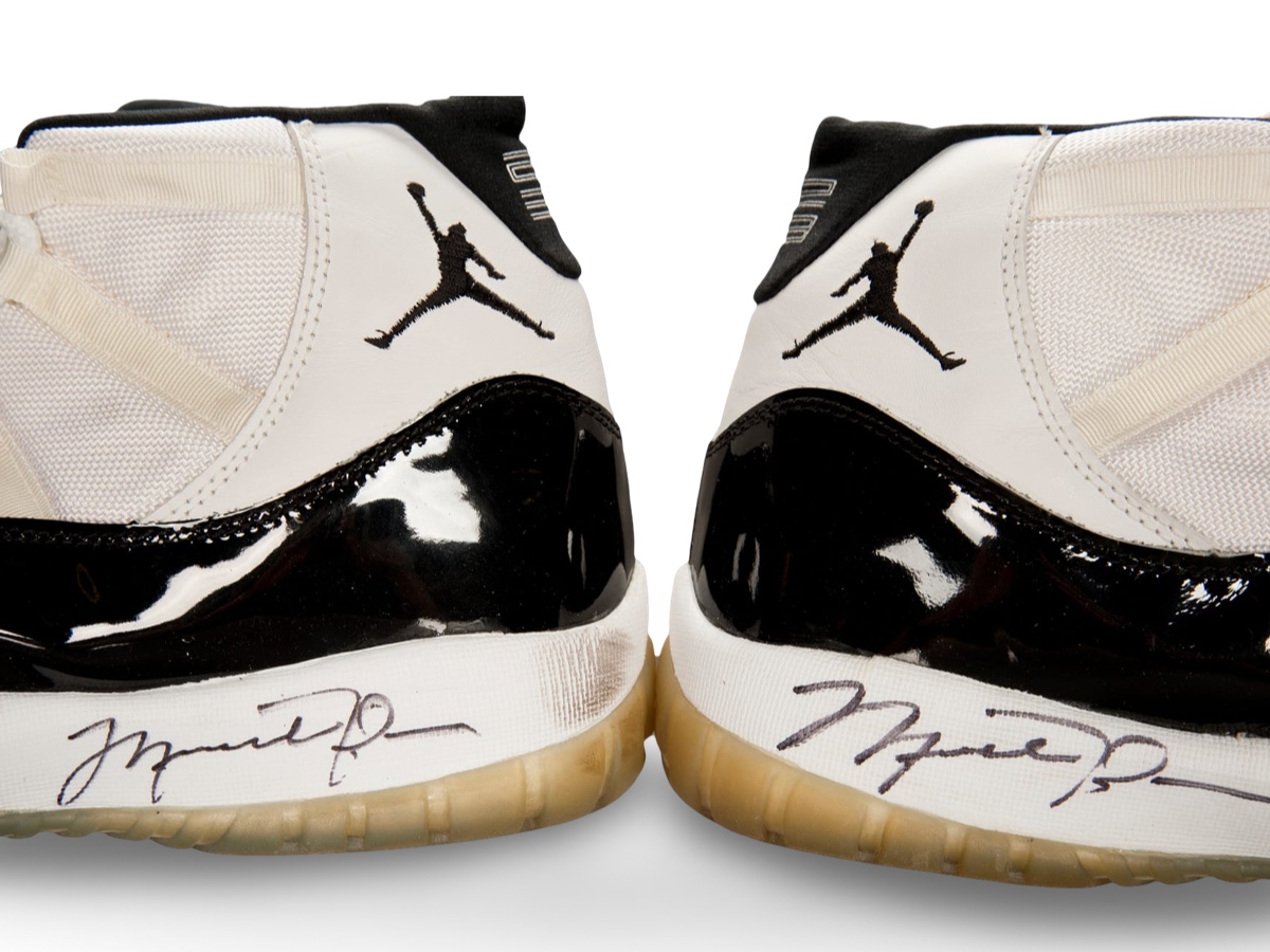 Air Jordan 11 — 1996