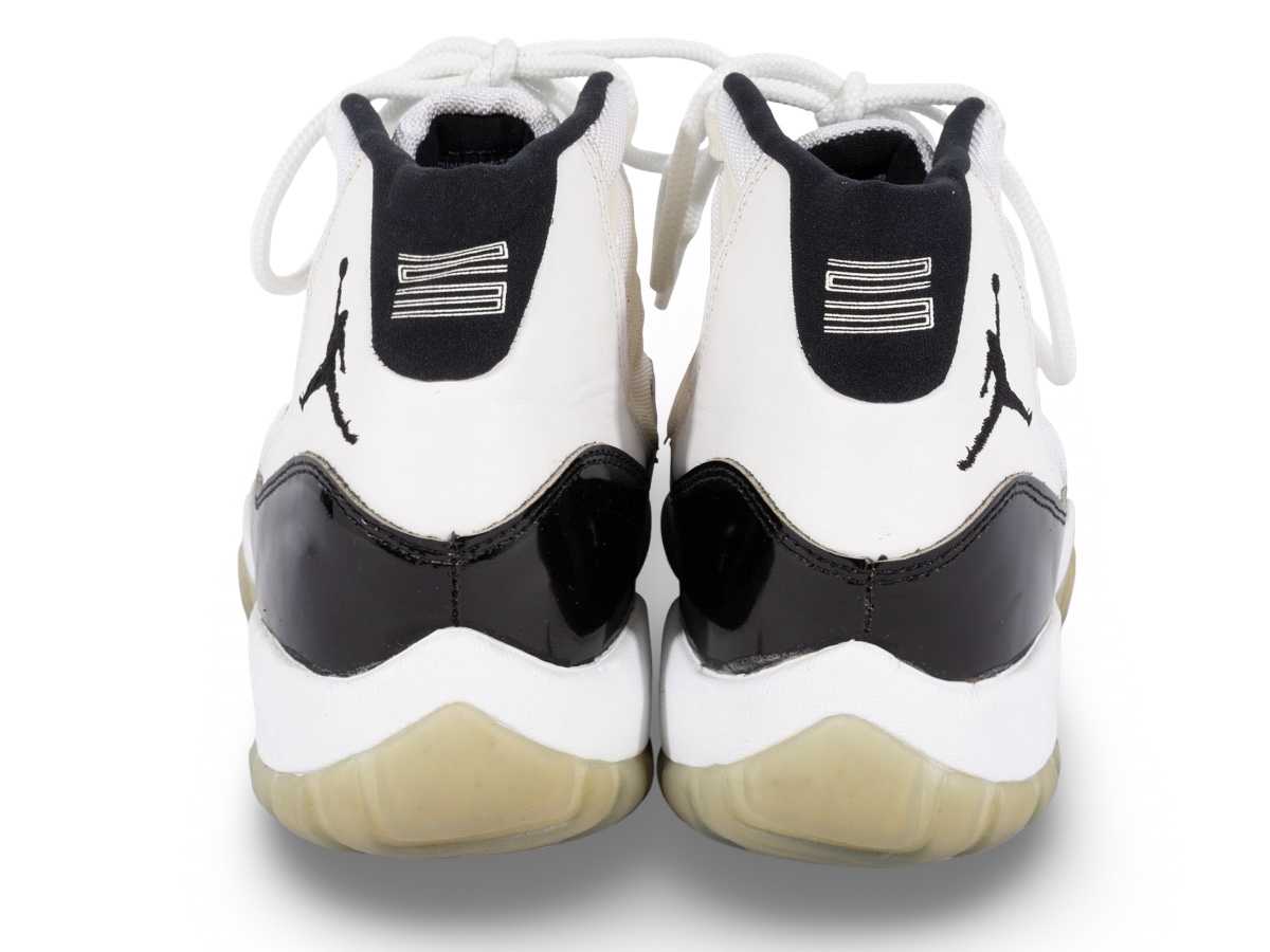 Air Jordan 11 — 1995