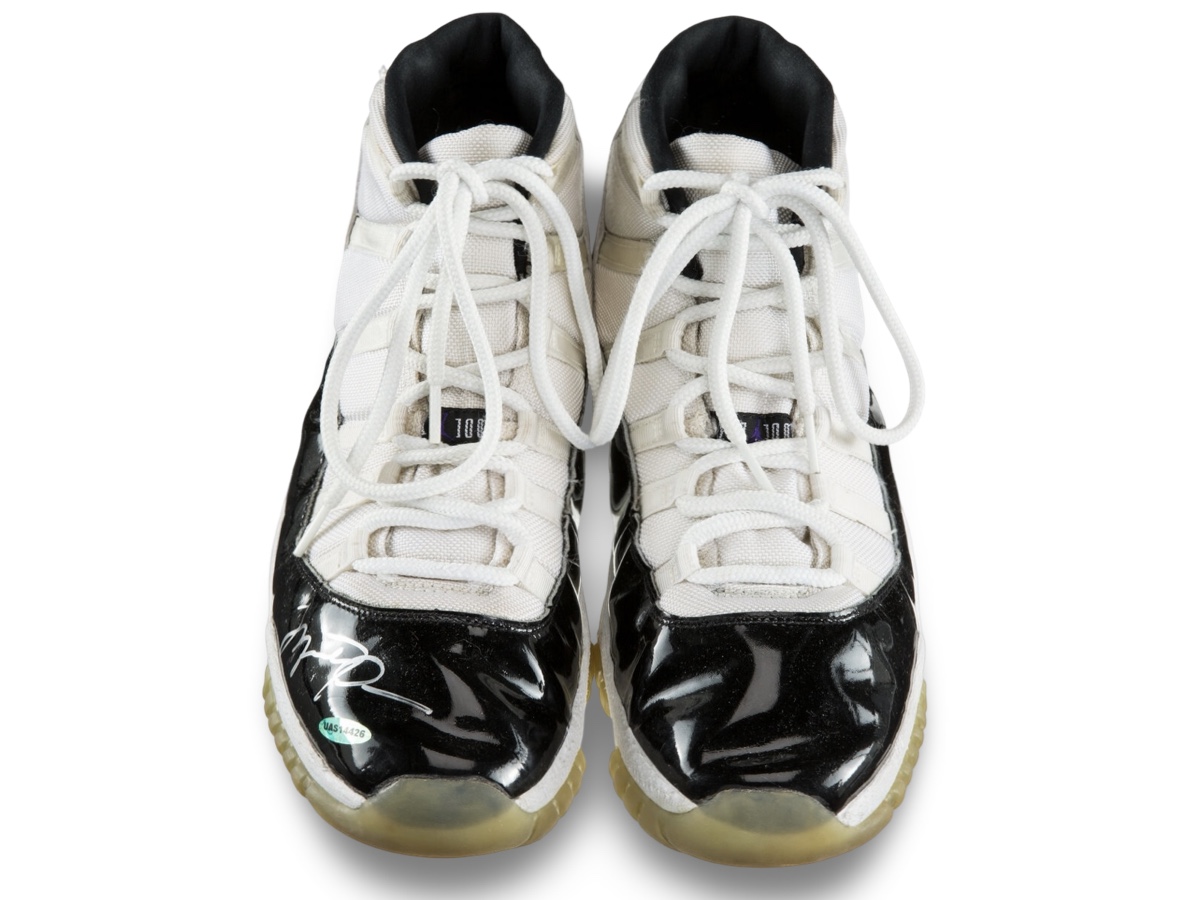 Air Jordan 11 — 1996
