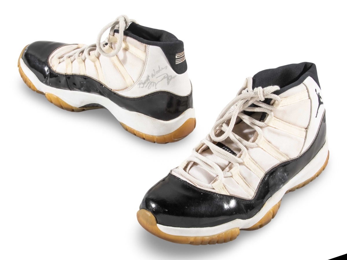 Air Jordan 11 — 1995