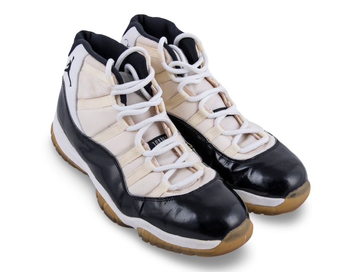 Air Jordan XI - 1995