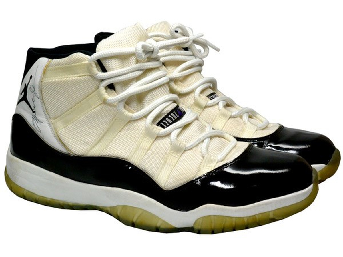 Air Jordan XI · Single View 1 candidate