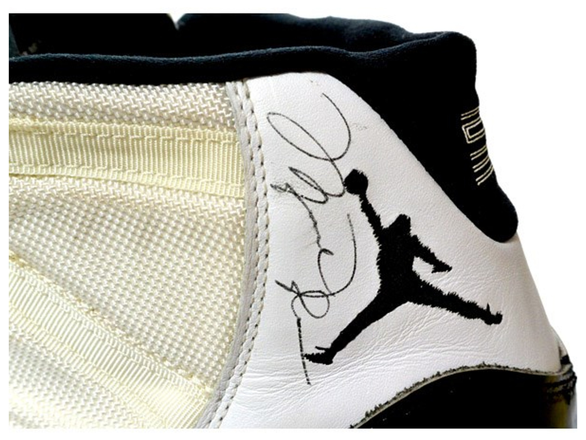 Air Jordan XI · Single View 2 candidate
