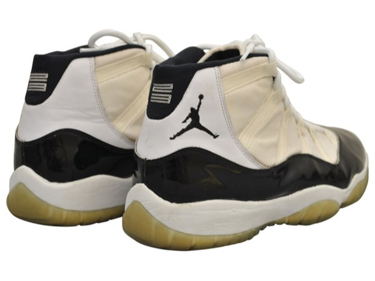 Air Jordan XI · Single View 1 candidate