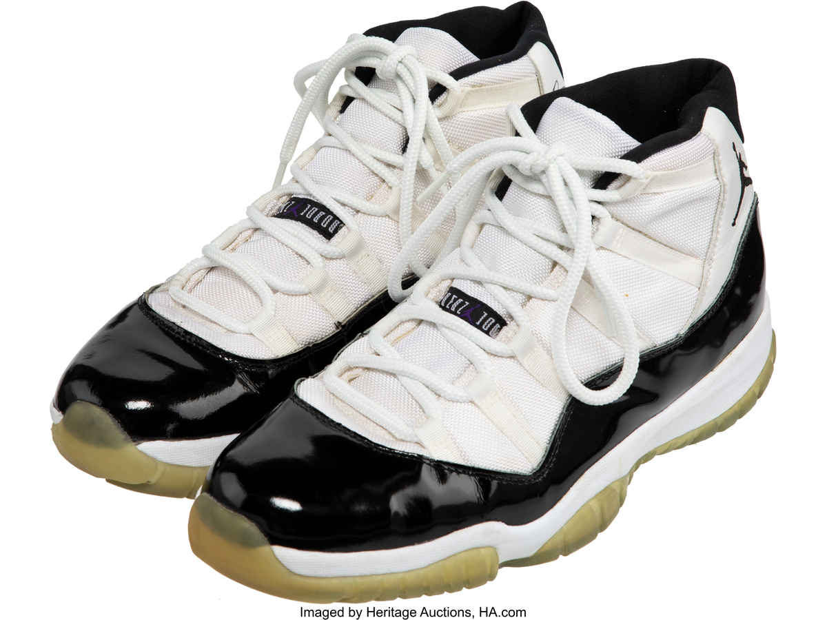 Air Jordan XI · Selected image 2