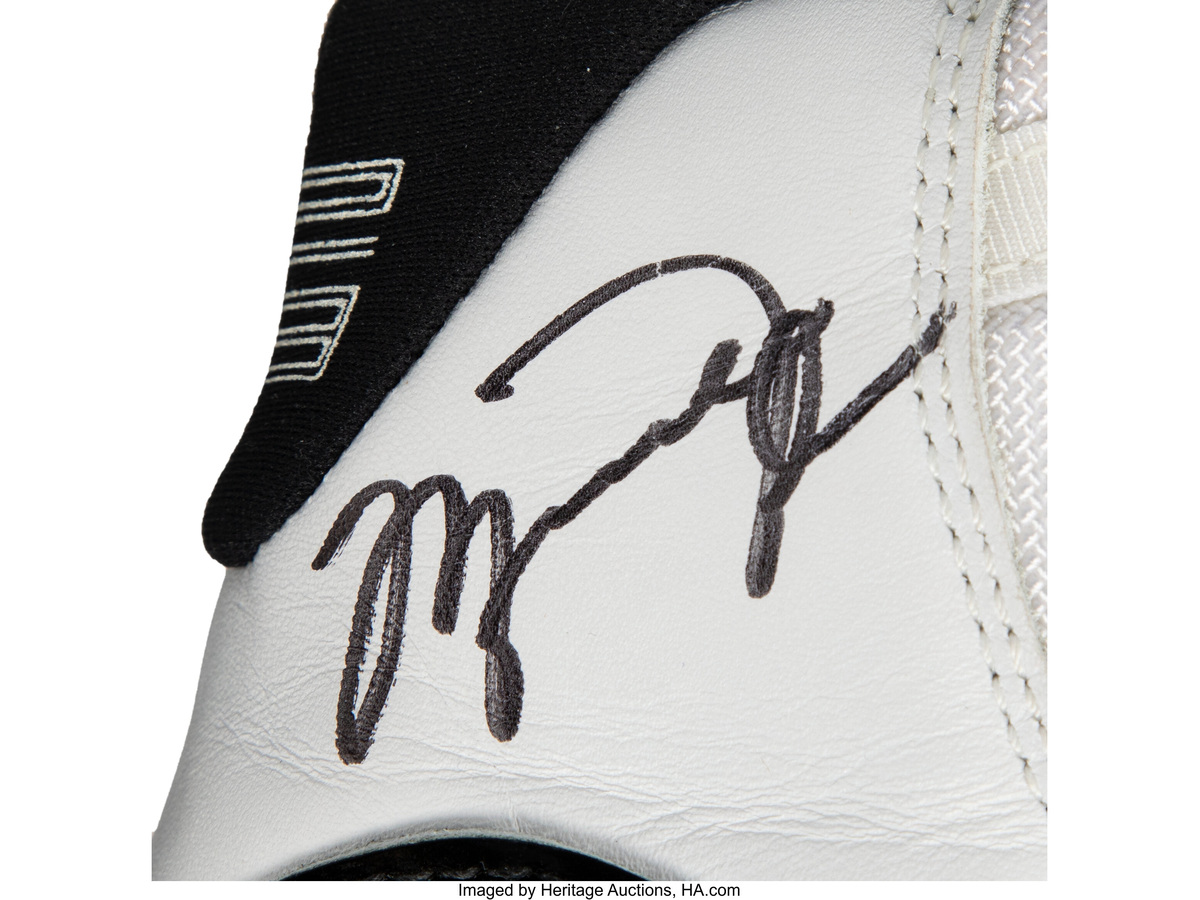 Air Jordan XI · Selected image 5