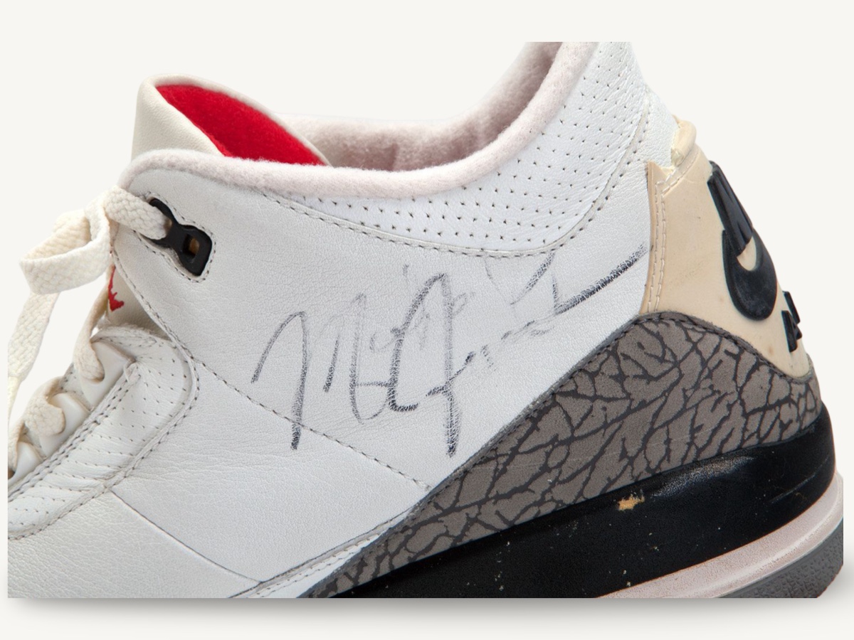 Air Jordan 3 - tagging — 1987