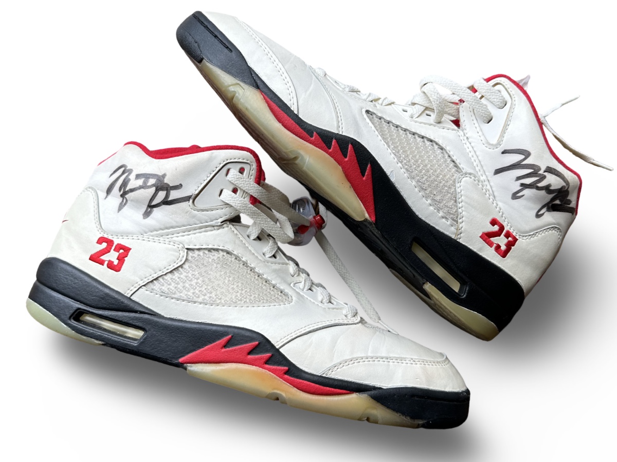 Air Jordan 5 — 1990