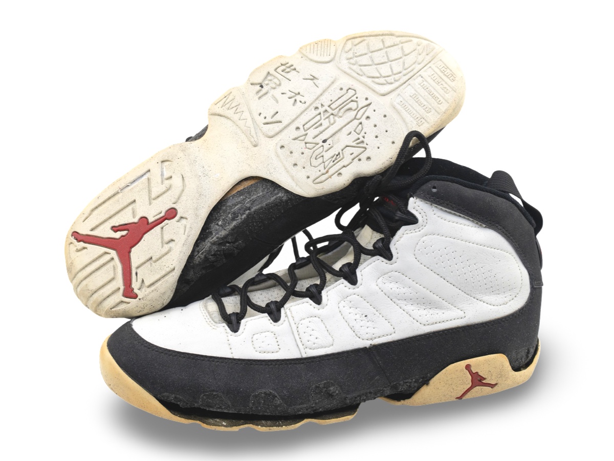 Air Jordan 9 — 1994